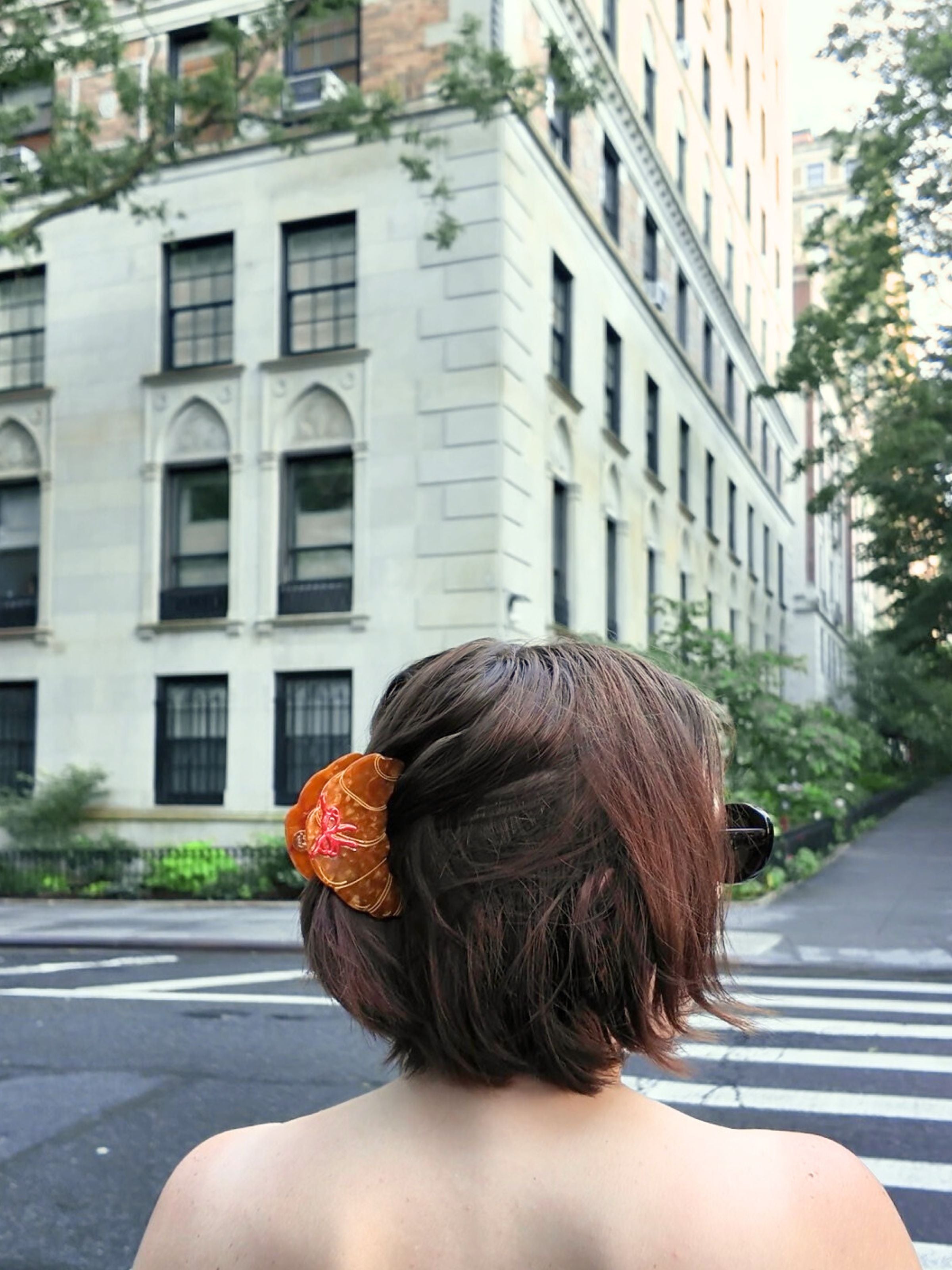 Solar Eclipse - Pince à Cheveux Croissant avec Nœud Peinte à la Main - Éco-Responsable